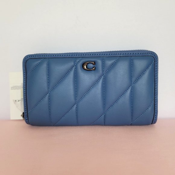 COACH Quilted Soft Smooth Leather Accordion Zip-Around Wallet- Washed Chambray ⭐ - Picture 1 of 16